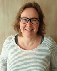 Susanne Uekötter - Ergotherapeutin und ausgebildet zur Professionellen Klangbegleiterin (Klangperspektiven®)